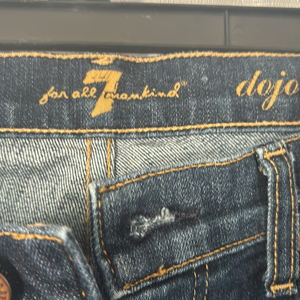 7 for All Mankind dojo jeans size 28